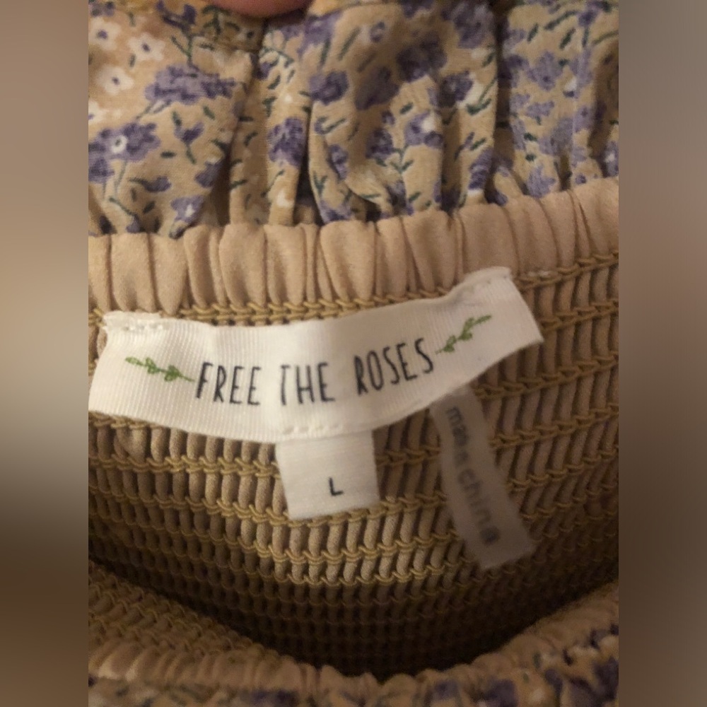 Free the Roses Floral Smocked Tiered Dress with puff sleeves cottage core size L - Picture 6 of 11